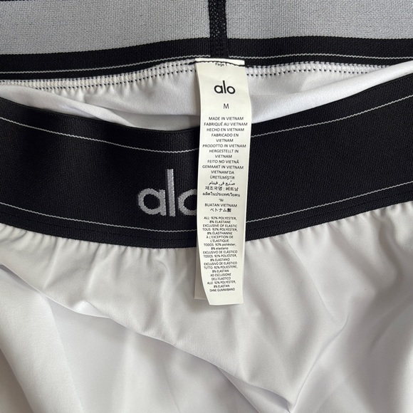 ALO Yoga Match Point Tennis Skirt - Picture 4 of 7